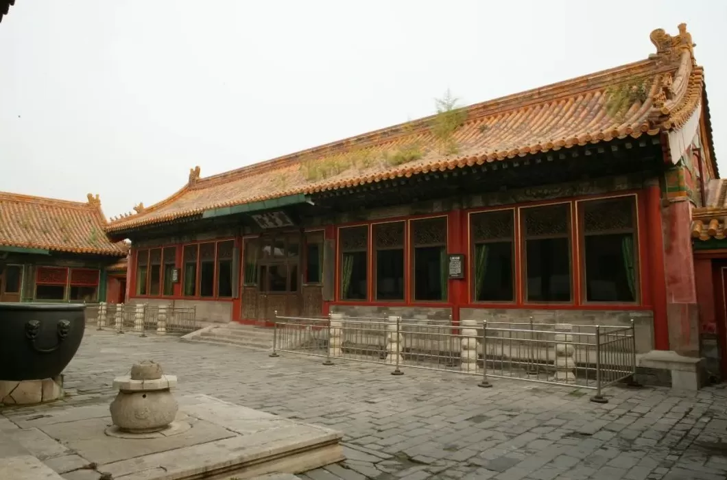 泊妃精美护肤套盒 旧宫新语丨贾薇:情笃难寄——紫禁城西六宫女性空间的私密祭奠,信仰及其陈设