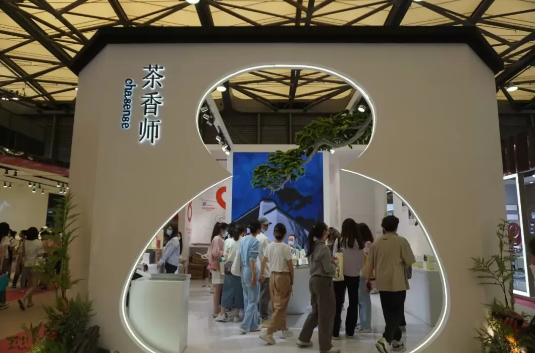 法颂香水是哪个国家的品牌 逛展 美博会上的香精公司和香水品牌