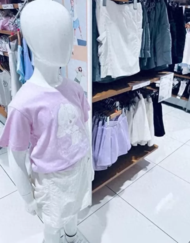 迪士尼夏季新款女宝宝 优衣库女童童趣穿搭：淡紫童话风，解锁夏日甜美活力
