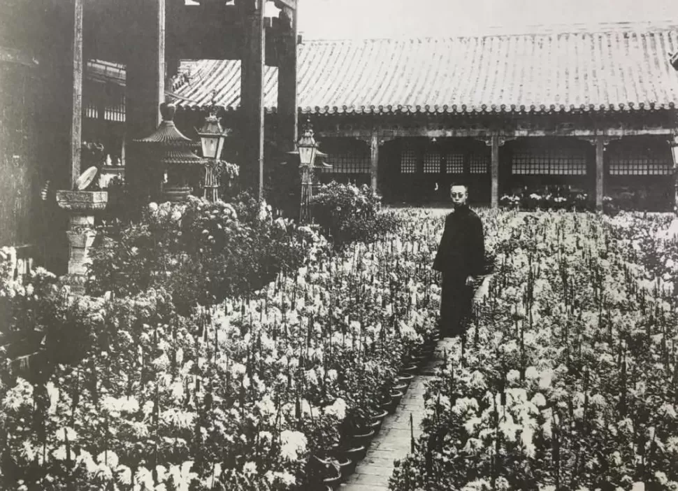赏目男装有网店吗 花8万多买两条裤子,吊牌价才一半?
