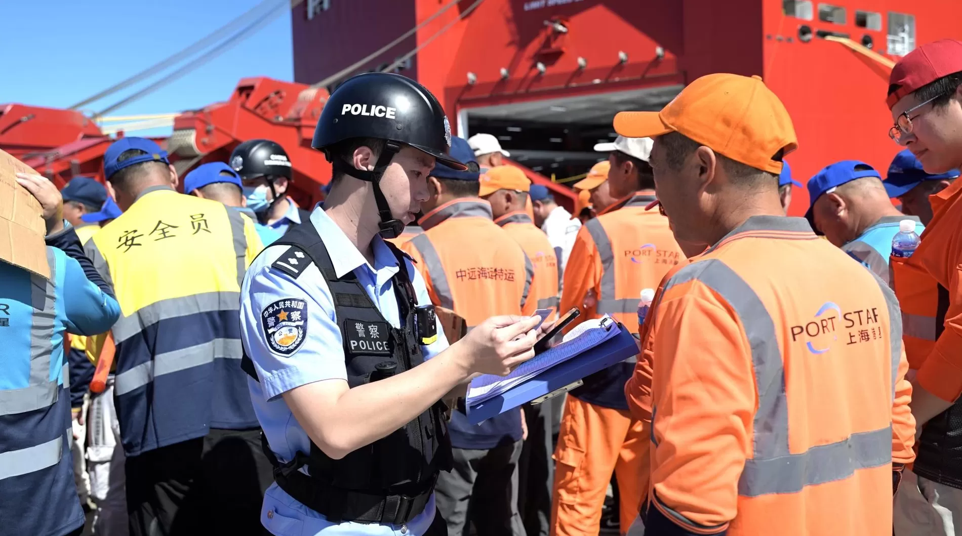 比亚迪电动汽车代理 满载6000余辆新能源车!比亚迪“济南号”从小漠首航新加坡