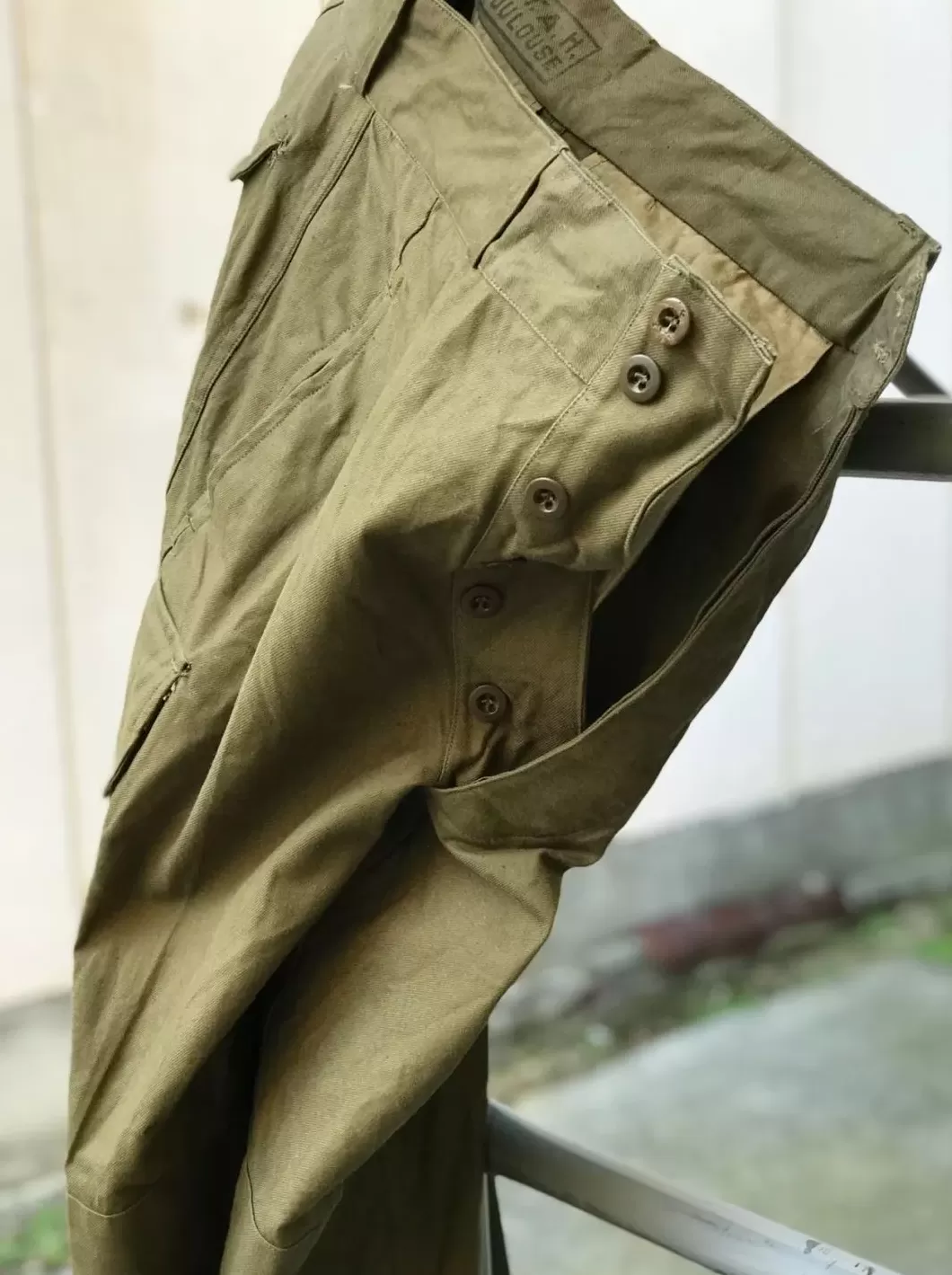 1943男装没有网店吗 军装裤都一个样?这些简洁耐看的款式不容错过