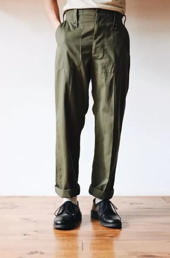 1943男装没有网店吗 军装裤都一个样?这些简洁耐看的款式不容错过