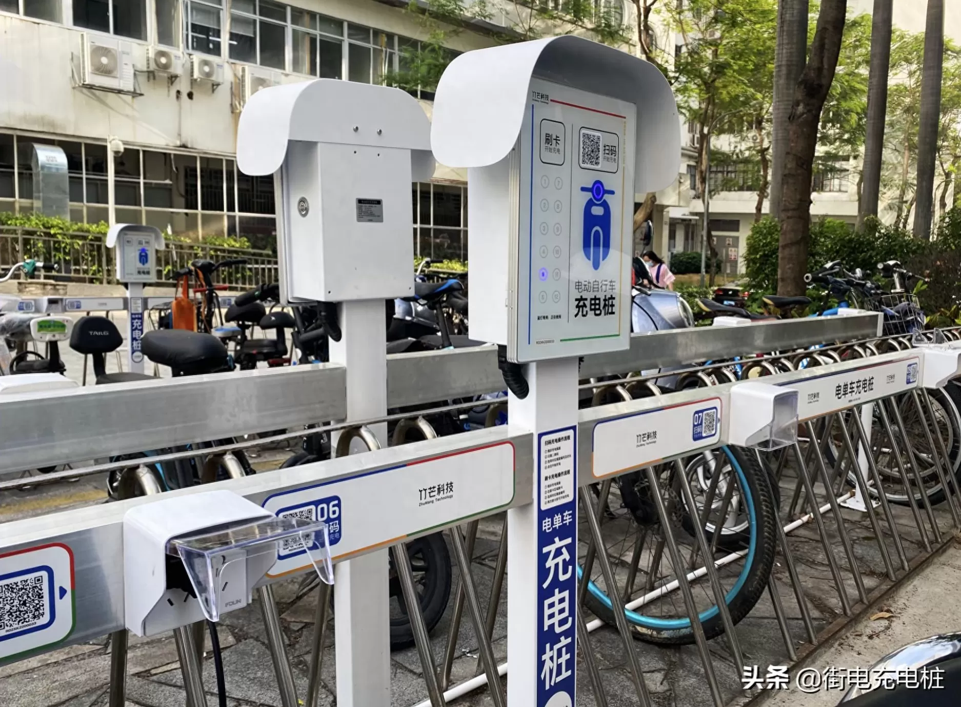 电动汽车代理加盟费多少钱 新能源汽车,加盟,扩店,投资别瞎闯!3句大实话,听完再决策“