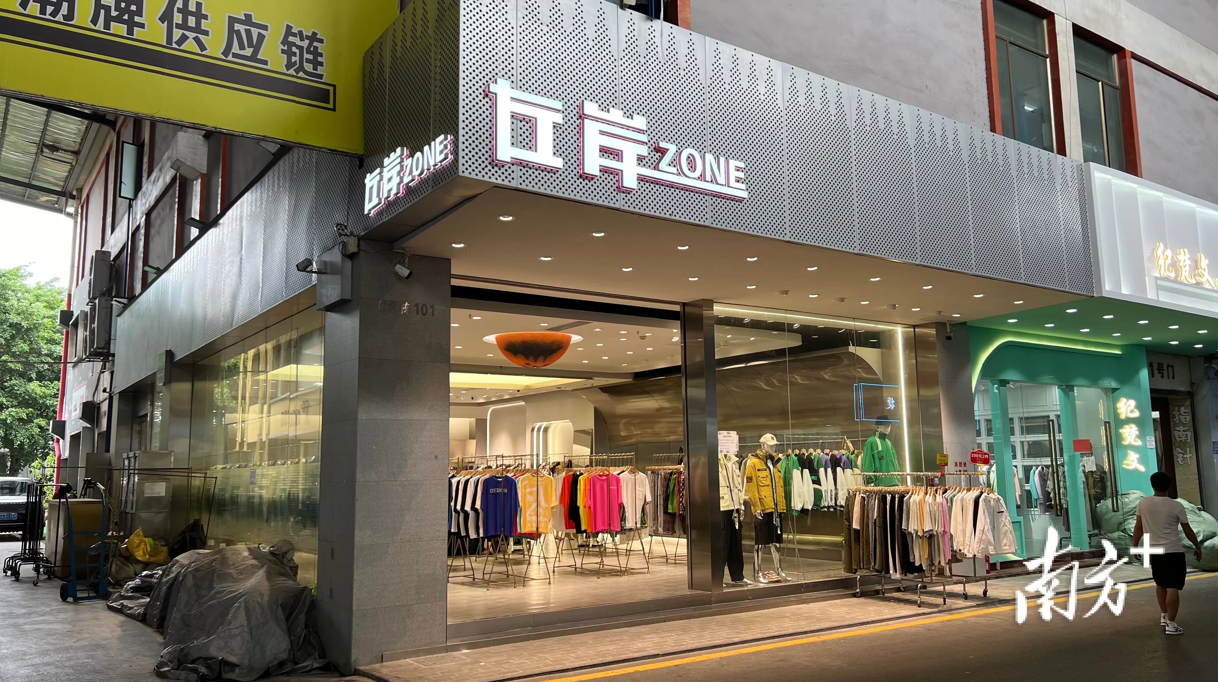 男装尾单店 打脸唱衰者!江阴“男装一哥”创新高
