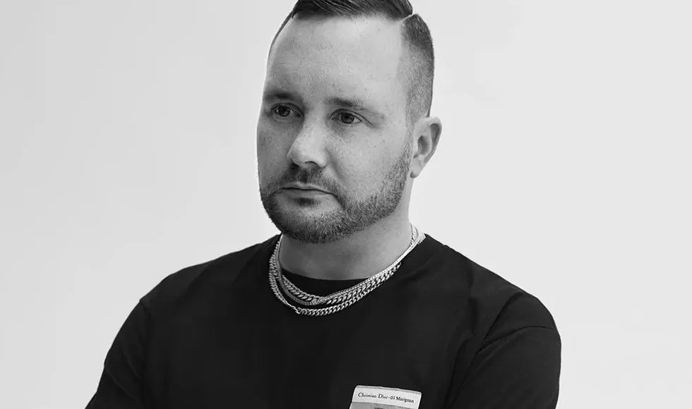 迪奥官网店男装 简约不显简单的 Dior 男装,在不断地精进与进化