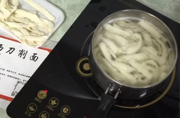 全辣刀削面 正宗鸡西刀削面
