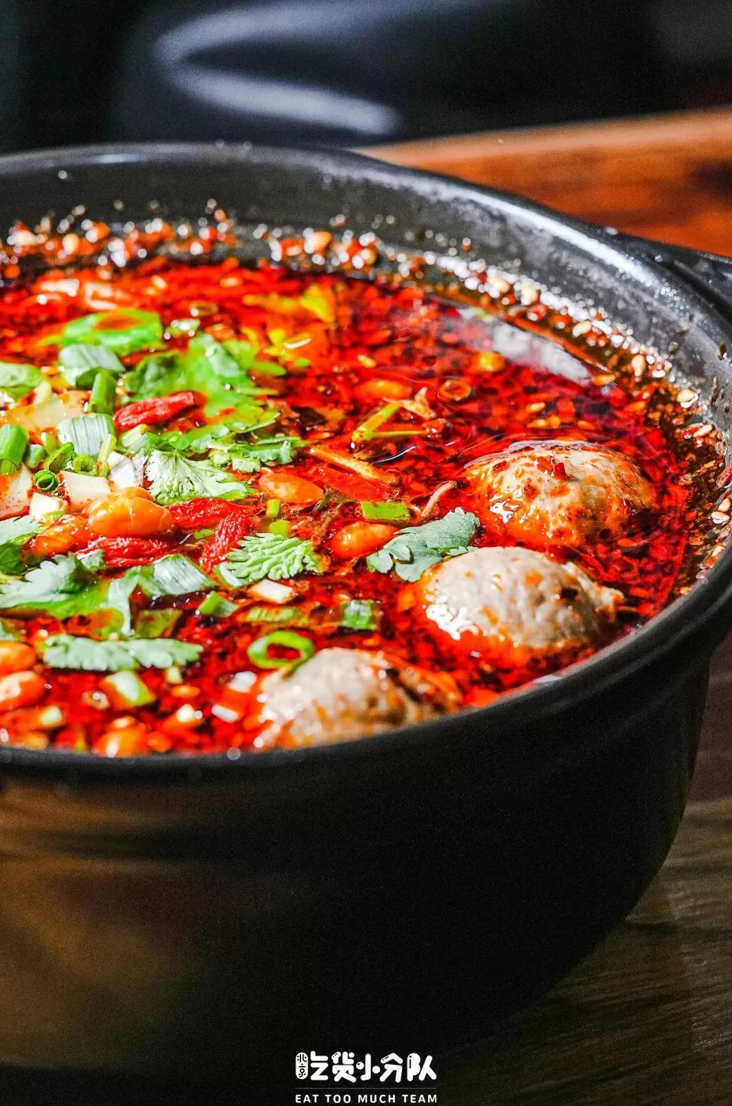 疯狂抄手的营业时间 鼓楼大辣碗小店,火了12年