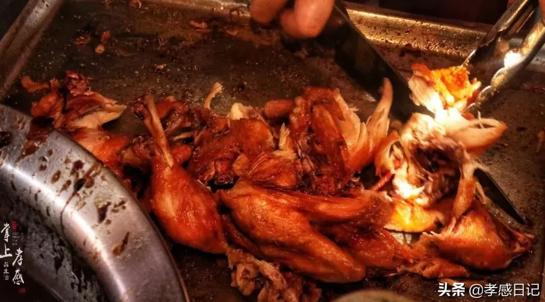 疯狂抄手的营业时间 鼓楼大辣碗小店,火了12年