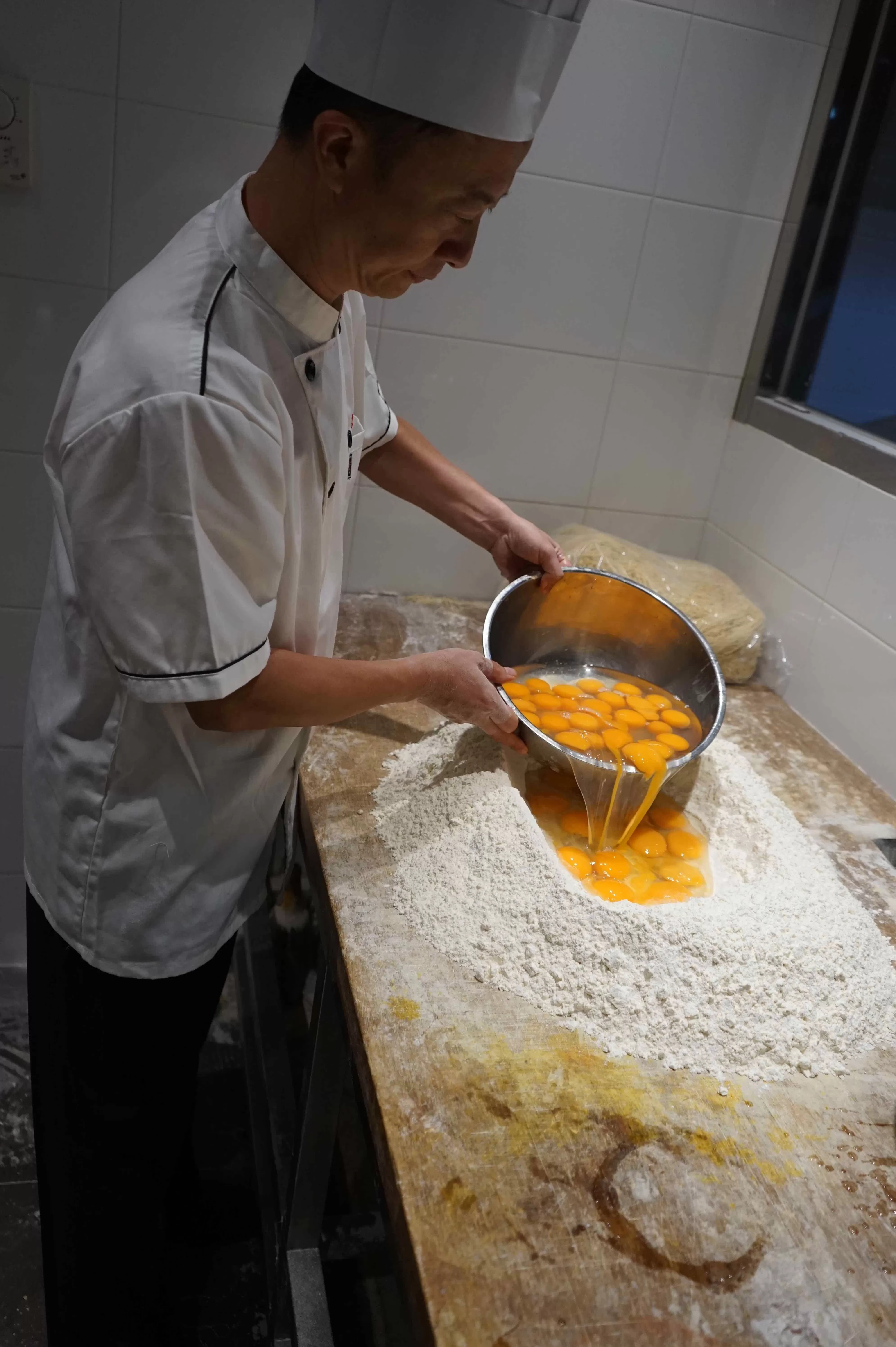 顺溜刀削面西红柿卤做法 “老巷烟火繁华”系列报道12 顺溜削面: 一口香滑 满心欢喜