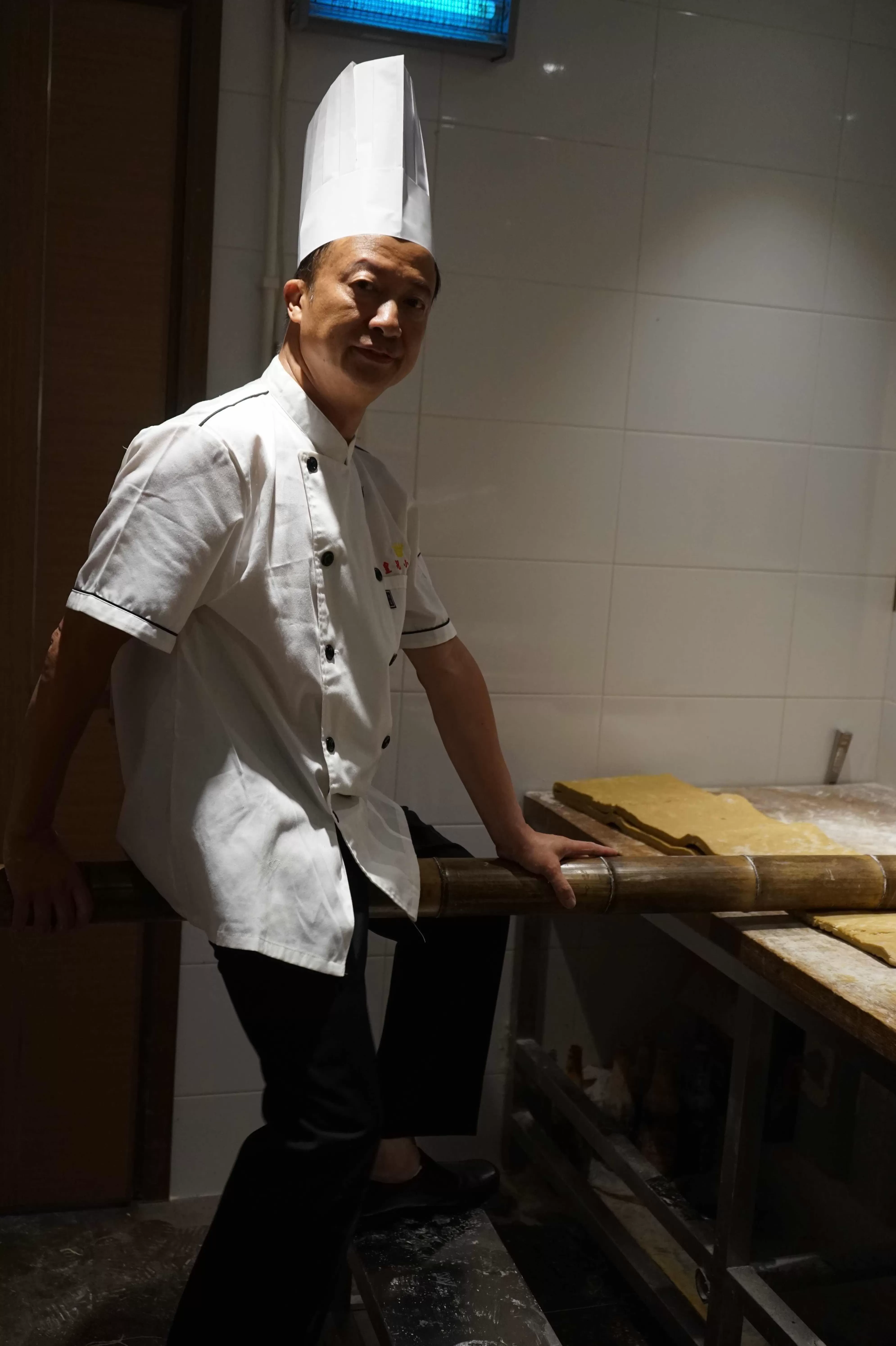 顺溜刀削面西红柿卤做法 “老巷烟火繁华”系列报道12 顺溜削面: 一口香滑 满心欢喜