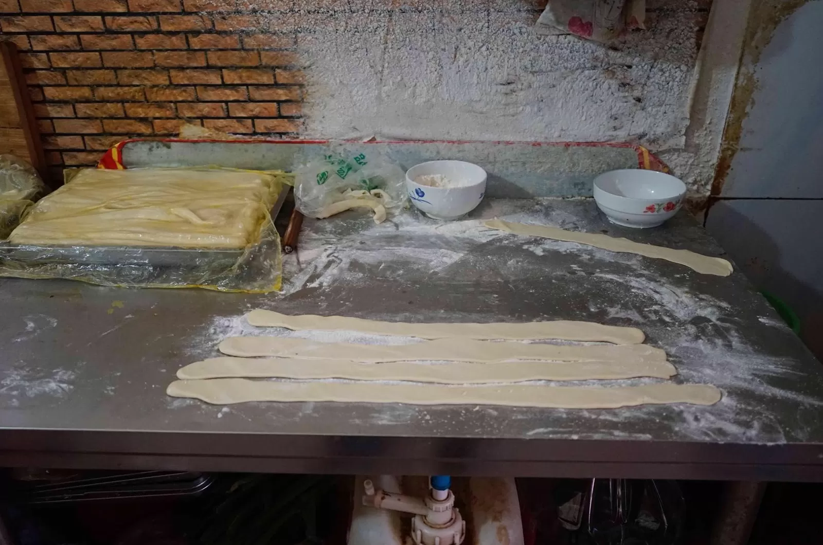 顺溜刀削面西红柿卤做法 “老巷烟火繁华”系列报道12 顺溜削面: 一口香滑 满心欢喜