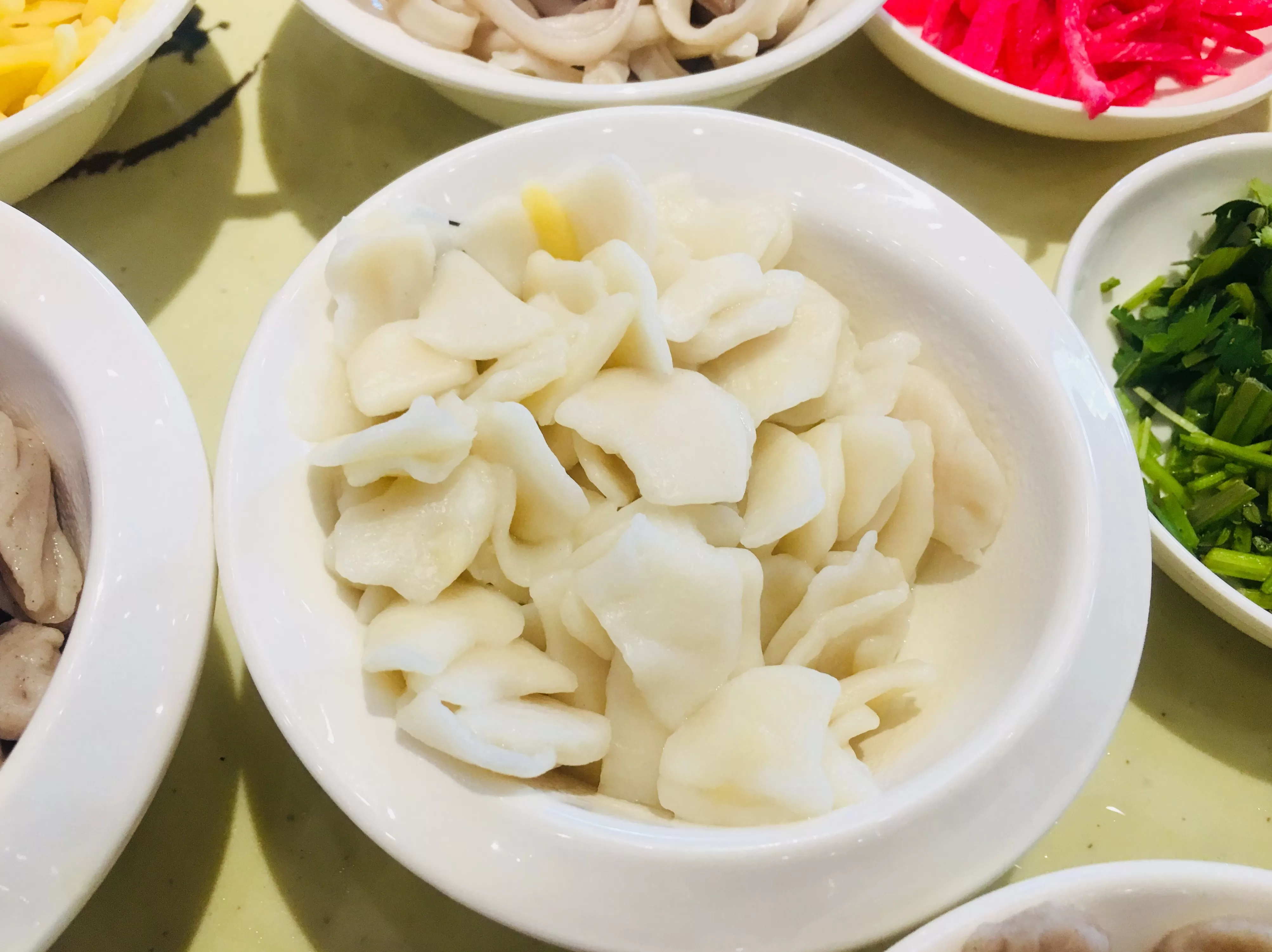 顺溜刀削面西红柿卤做法 “老巷烟火繁华”系列报道12 顺溜削面: 一口香滑 满心欢喜