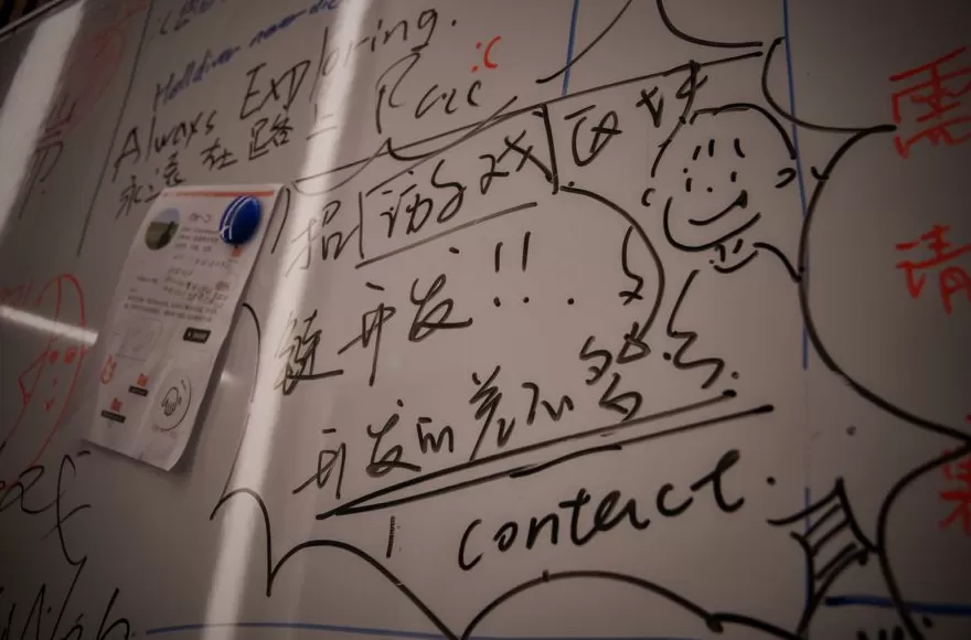 疯狂薯条还在吗 短剧圈黑幕:拍10部亏9部,为何资本还在疯狂砸钱?