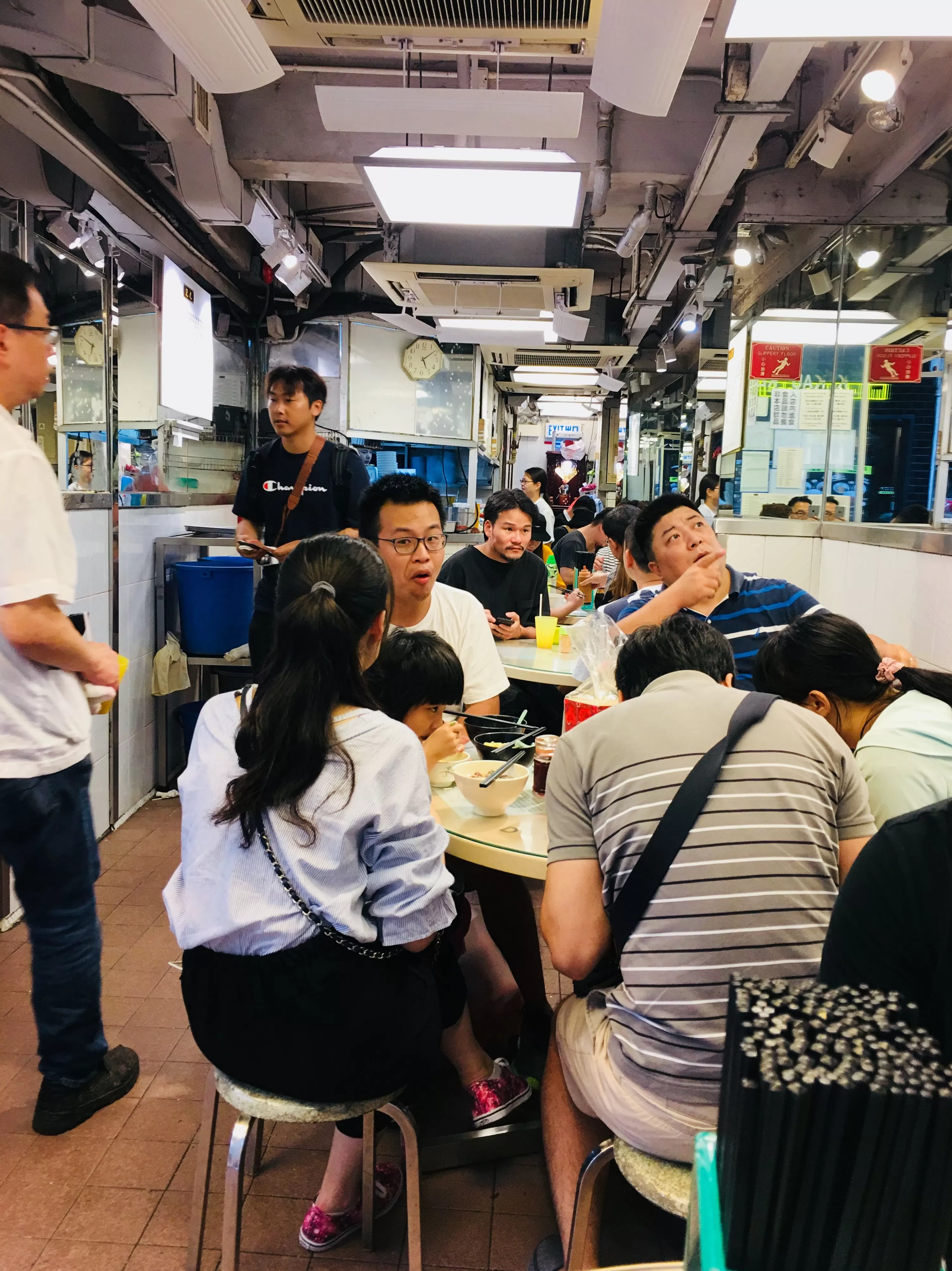 顺溜刀削面米面粥 由南向北从东到西走遍大半个中国只为去吃一碗面条