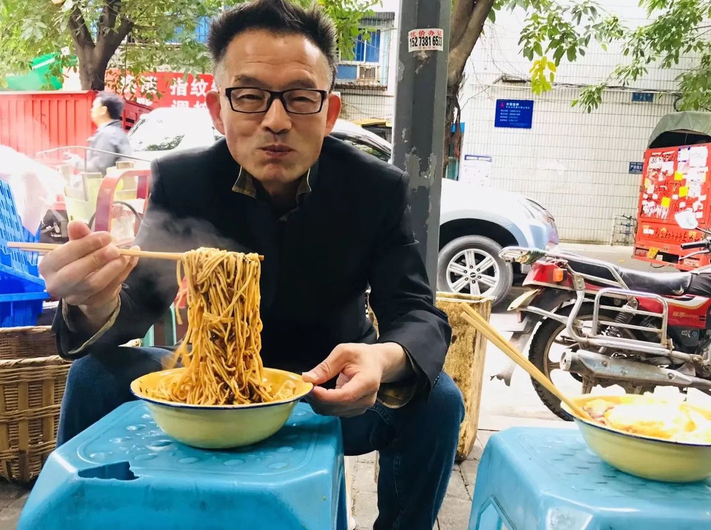 顺溜刀削面米面粥 由南向北从东到西走遍大半个中国只为去吃一碗面条