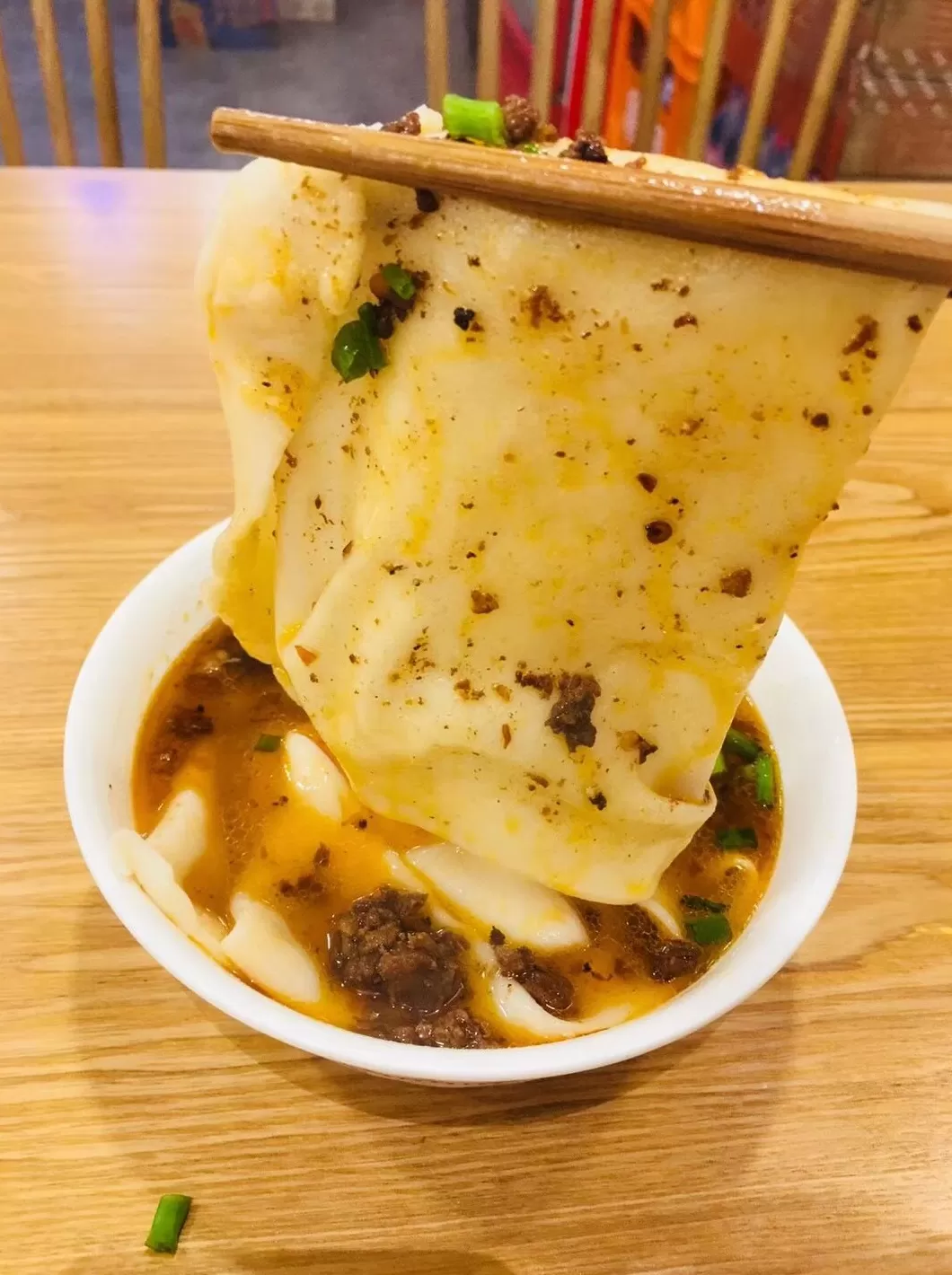 顺溜刀削面米面粥 由南向北从东到西走遍大半个中国只为去吃一碗面条