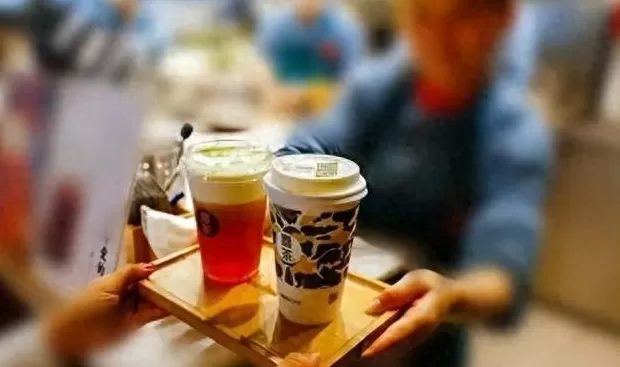 饮品店是什么意思 为什么现在的茶饮店，特别是街边档口门店，不太注重背景音乐？