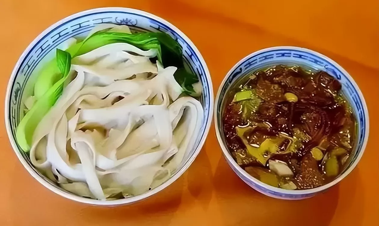 五台山顺溜刀削面 晋享美味 送你一份“大同刀削面攻略”
