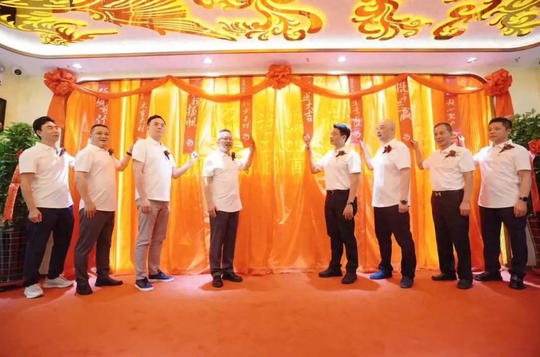 电视背景墙加盟沈阳 老凤祥东北公司落子沈阳，百年品牌深化区域布局