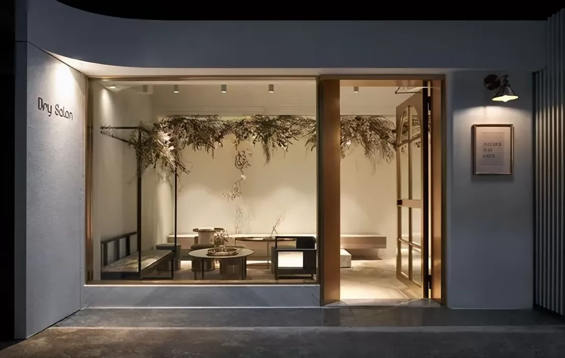 饮品店门头图片 「奶茶咖啡店门头实景」有料又有趣,抓取年轻消费者注意力