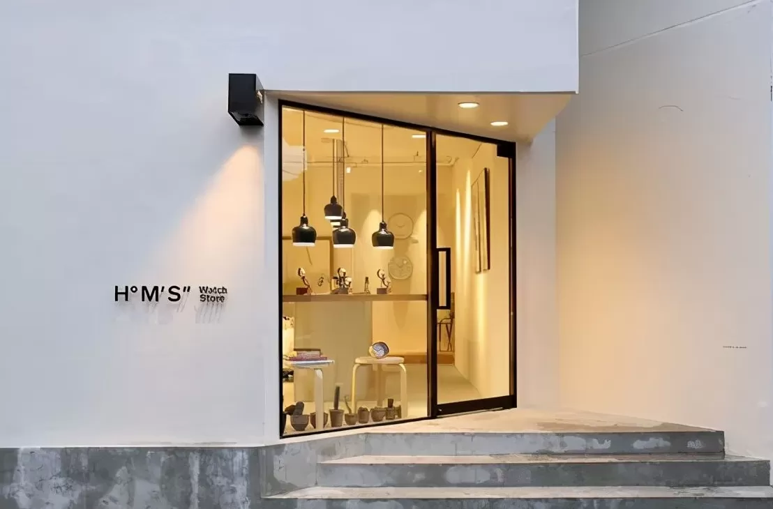饮品店门头图片 「奶茶咖啡店门头实景」有料又有趣,抓取年轻消费者注意力