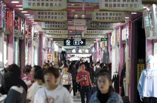 太原男装代理 太原服装城之七:原来你是这样的服装城!