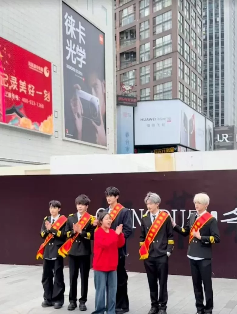 饮品店店员岗位职责 2025年昆明百事可乐饮料有限公司招聘 8000元月 五险一金