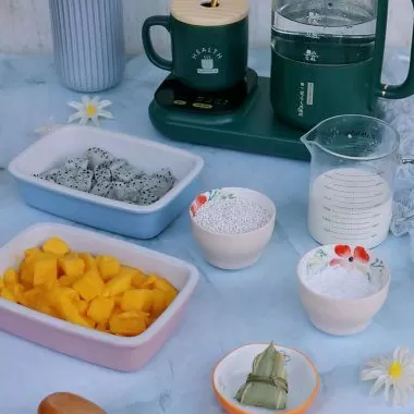 奶茶店芒果饮品怎么做 高颜值奶茶在家做-芒果多多西米露奶盖茶