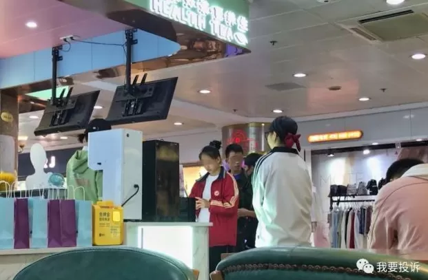 饮品店怎么雇人 排队4小时,才给40元!“网红奶茶店”雇人内幕曝光,竟然不是为了拉顾客?