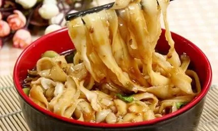 顺溜刀削面热量 我国五大面条,第3碗号称“热量炸弹”,而第5碗却是减肥者的福音 顺溜刀削面热量 我国五大面条,第3碗号称“热量炸弹”,而第5碗却是减肥者的福音