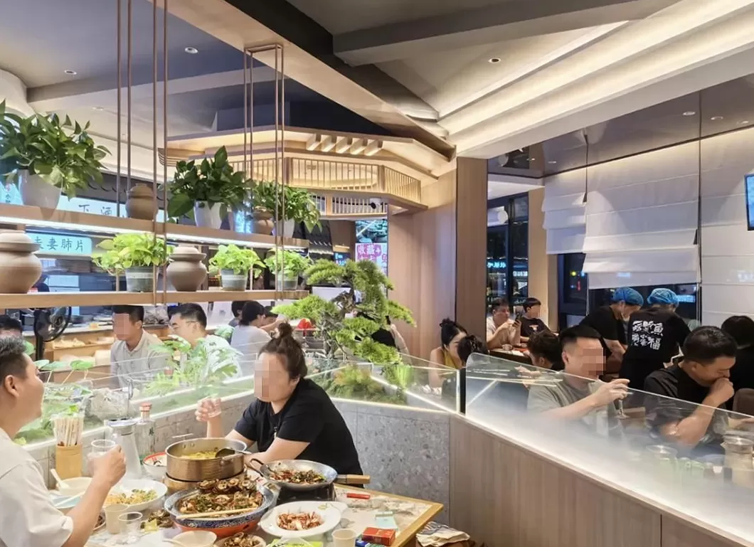 饮品店平面布局图 卷不卷,云南高中地理这道题,看奶茶店布局,回答6-9题,你会吗