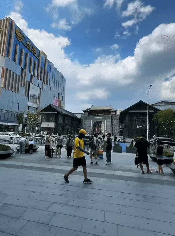 饮品店平面布局图 卷不卷,云南高中地理这道题,看奶茶店布局,回答6-9题,你会吗