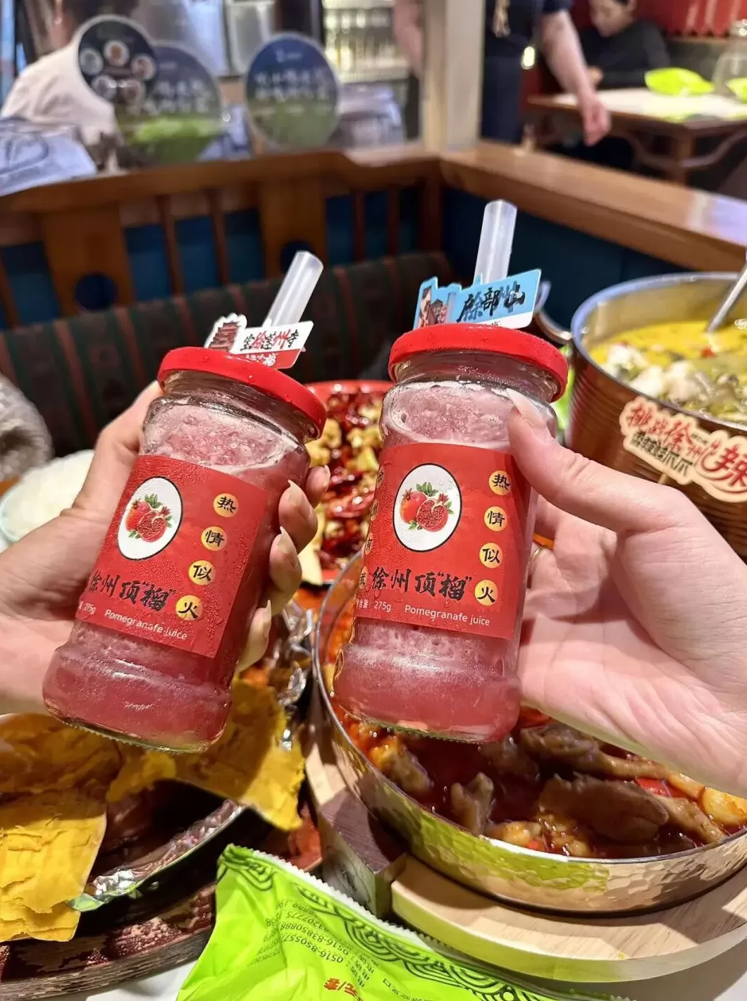 饮品店平面布局图 卷不卷,云南高中地理这道题,看奶茶店布局,回答6-9题,你会吗