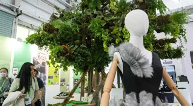 饮品店空间设计现状 饮品包装设计:静默的销售员与品牌信使,以视觉策略撬动市场增长