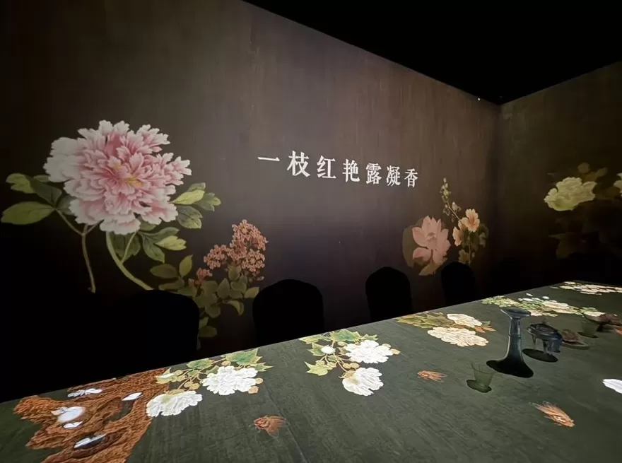 饮品店空间设计现状 饮品包装设计:静默的销售员与品牌信使,以视觉策略撬动市场增长