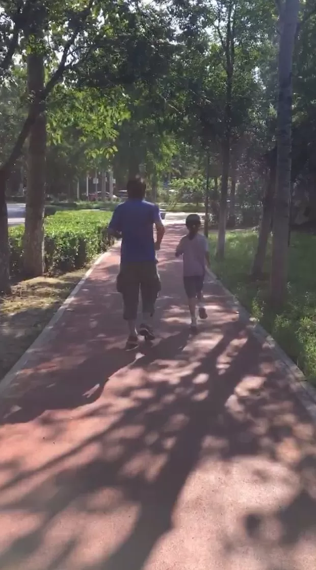 疯狂抄手游戏规则 阿子忆胡续冬:他的爱如同保护力场,依然在持续辐射