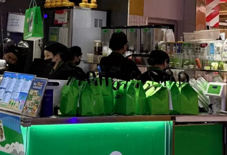 饮品店发票 外卖茶饮难开发票？记者实测