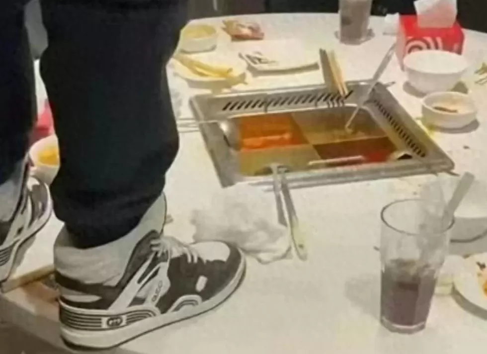 饮品店不允许带外来饮品 KTV谢绝自带酒水:霸王条款何时休?