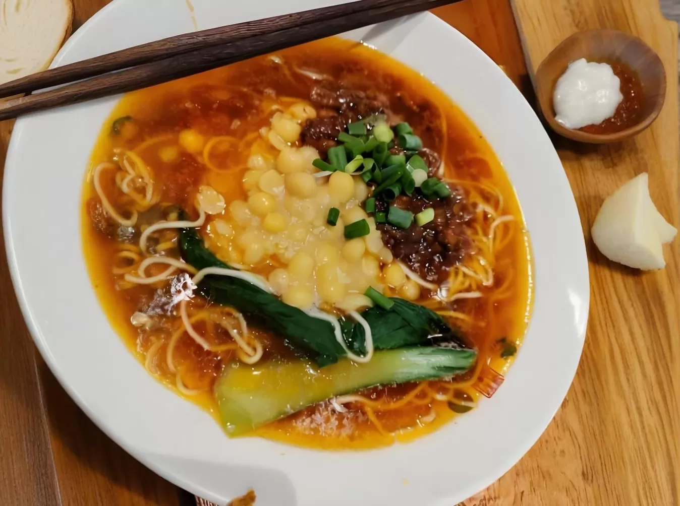 顺溜刀削面的猪肉面卤怎么做 “老巷烟火繁华”系列报道12 顺溜削面: 一口香滑 满心欢喜