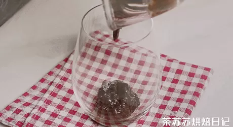 纯可可粉怎么冲调好喝 简单小妙招 让你的速溶咖啡变得更加美味