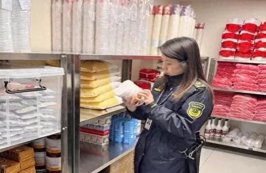 饮品店专项检查 山西太原晋源区市场监管局开展奶茶类饮品店专项检查