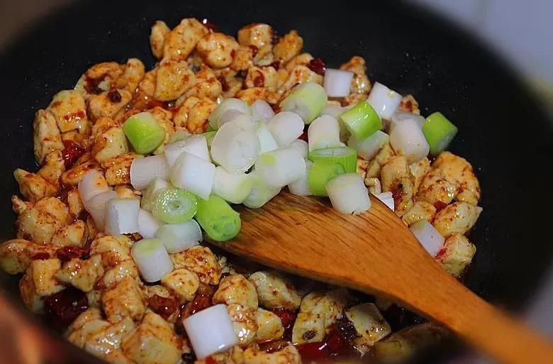 鸡排营养价值 明明是鸡身上最值得吃的肉,却总被人说柴,看完赶紧给它道歉