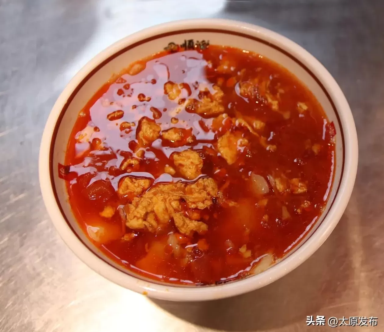 顺溜刀削面视频 “老巷烟火繁华”系列报道12 顺溜削面: 一口香滑 满心欢喜