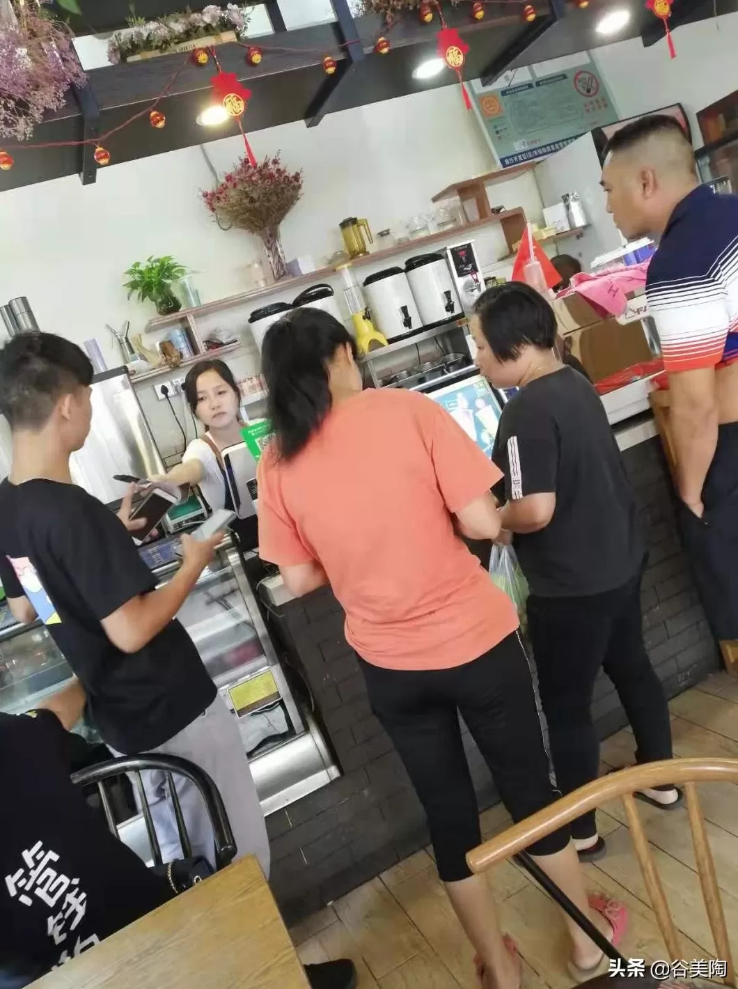 饮品店风水 商业风水里,“一杯水”引发的大问题